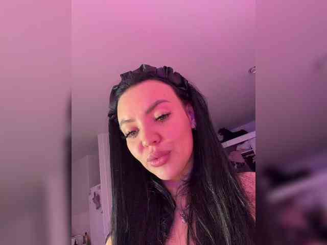 Madam_koss's chat room