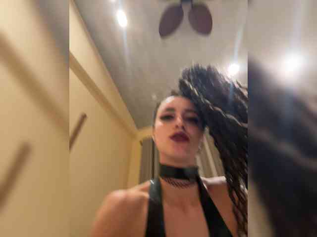 -SATIVA-'s chat room