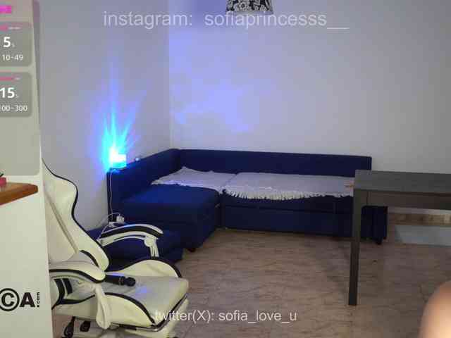 uniquesofia's chat room