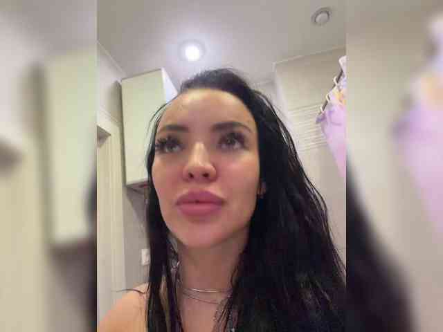 Madam_koss's chat room
