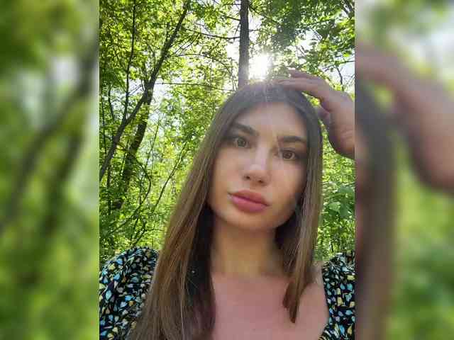 -EmilyBaby-'s chat room