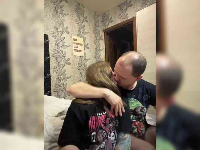 tiki7777's chat room