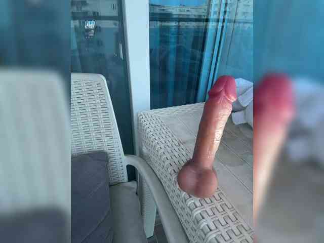 OrgazMia's chat room