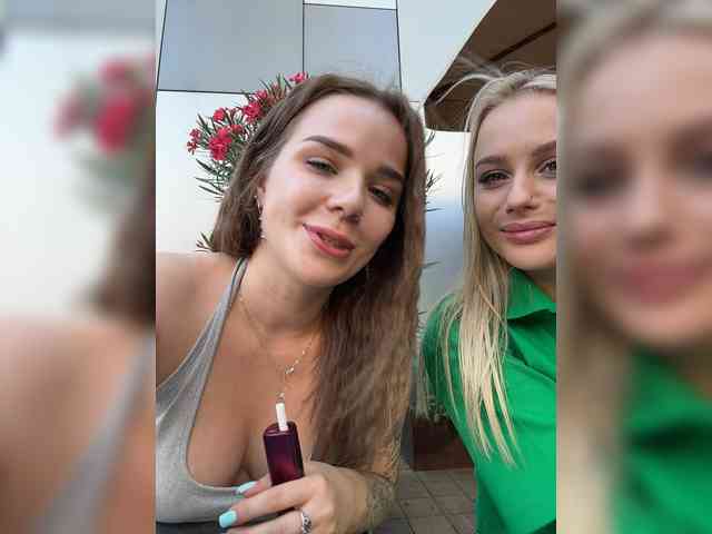 _Katrinka_'s chat room