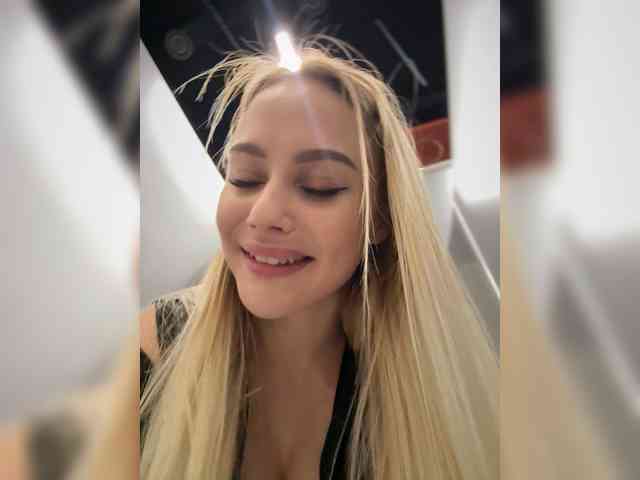 _Katrinka_'s chat room