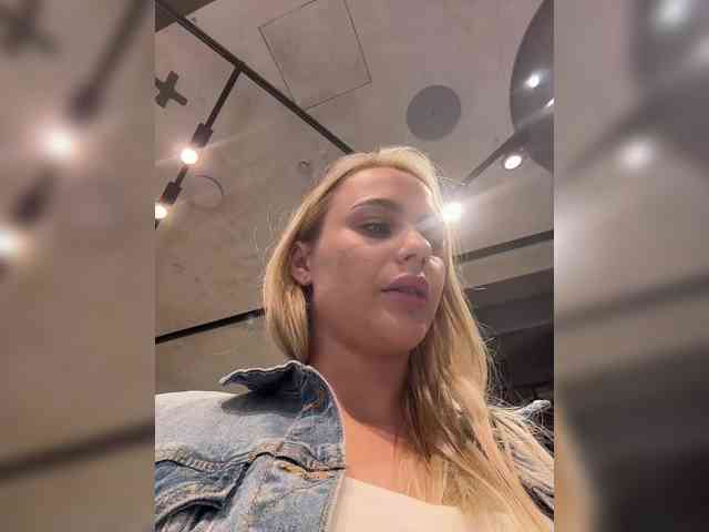 _Katrinka_'s chat room