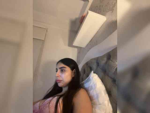 SallyeLeins's chat room