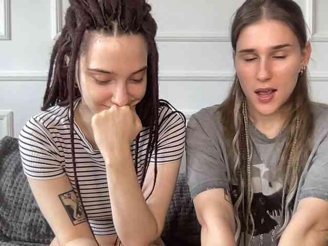 yoursweettreats's chat room
