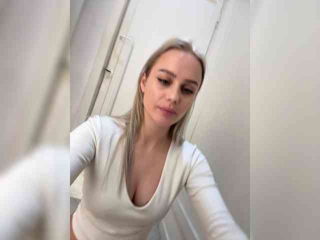 _Katrinka_'s chat room