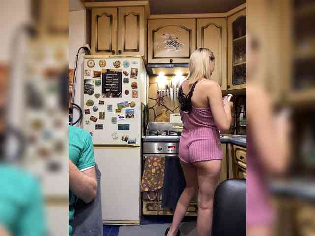 _Magic_'s chat room