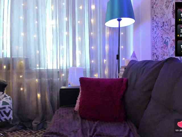 MyLittlegi's chat room