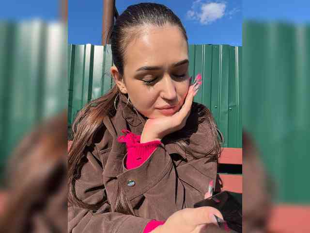 Anutka-chocolatee's chat room