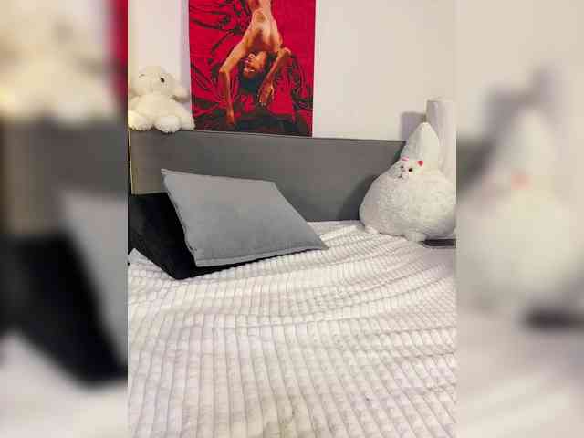 alllyaaa's chat room