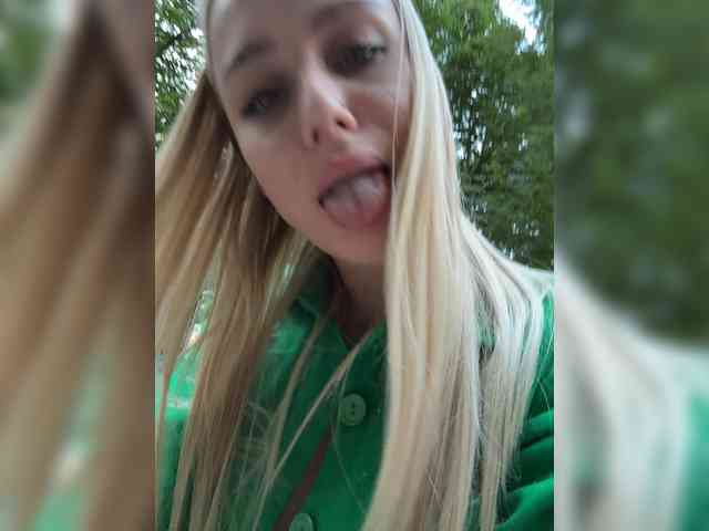 _Katrinka_'s chat room