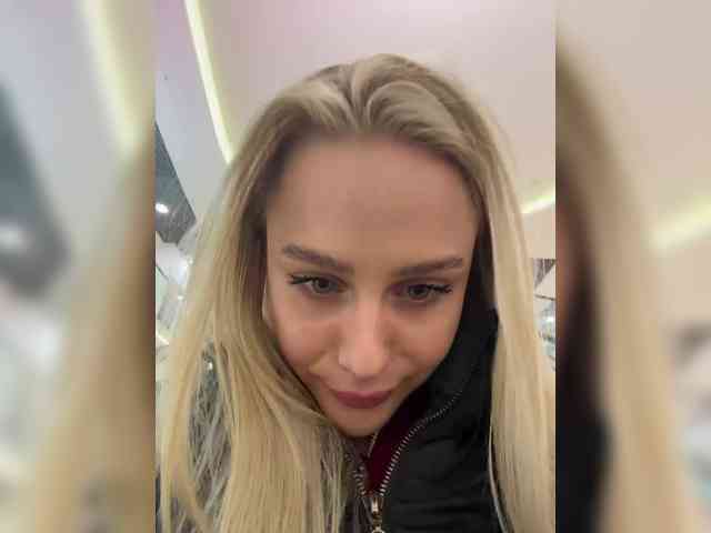 _Katrinka_'s chat room