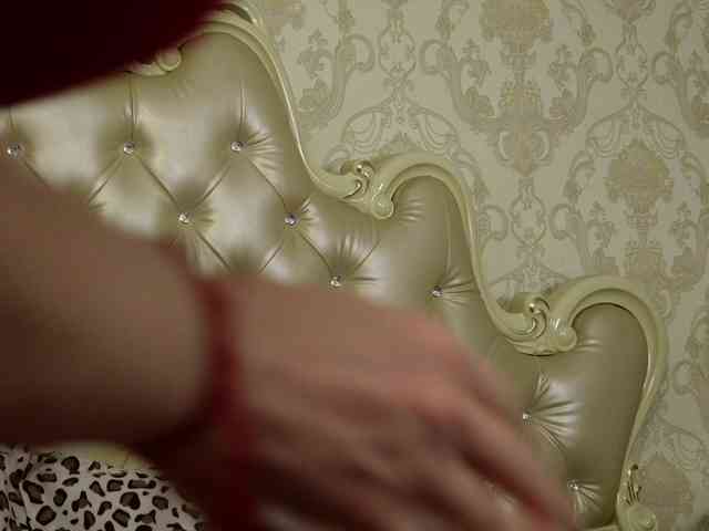 CarmellaAngel's chat room