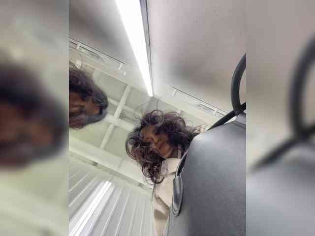 EvaRoughe's chat room