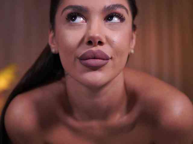 NatyDesiree's chat room