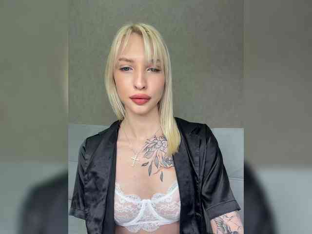 Cristi-Candy's chat room