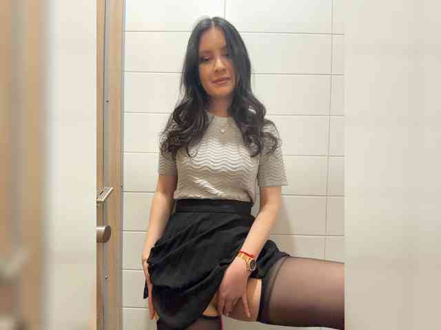 EvaRoughe's chat room