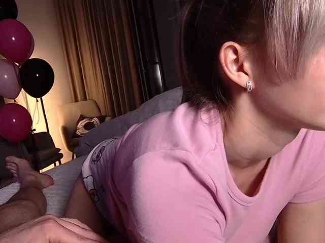 NIKI7377's chat room