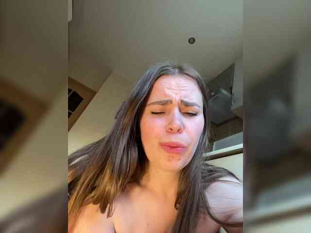 LolaSexxx's chat room