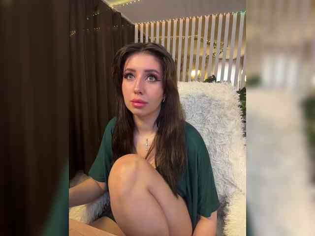 -Violetttttka-'s chat room