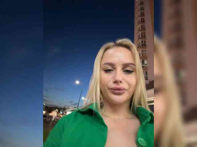 _Katrinka_'s chat room
