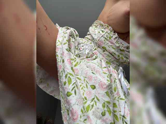 JuliaDragon's chat room