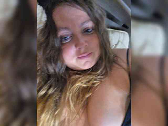FLUFFY_BEAUTY's chat room