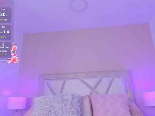 VioletaLane's chat room