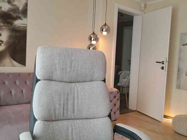 LennaGodess's chat room