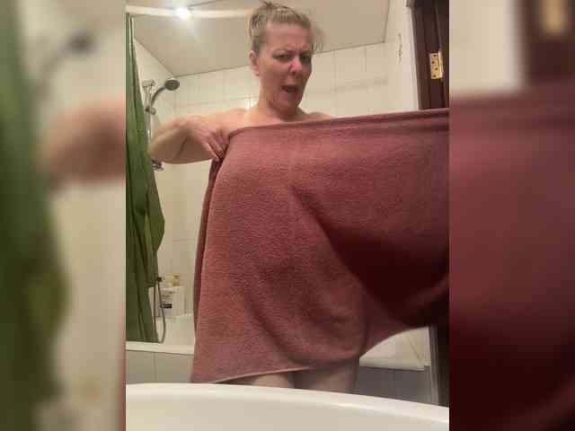 Veronika_Gold's chat room