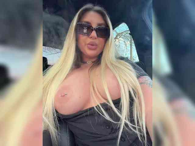 Stiflers_mom's chat room