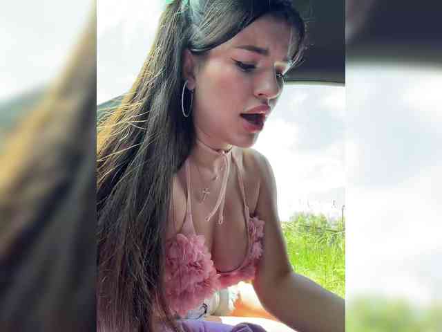 -MaybeBaby-'s chat room