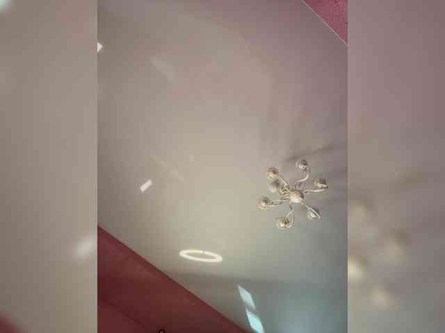 Enchantressss's chat room