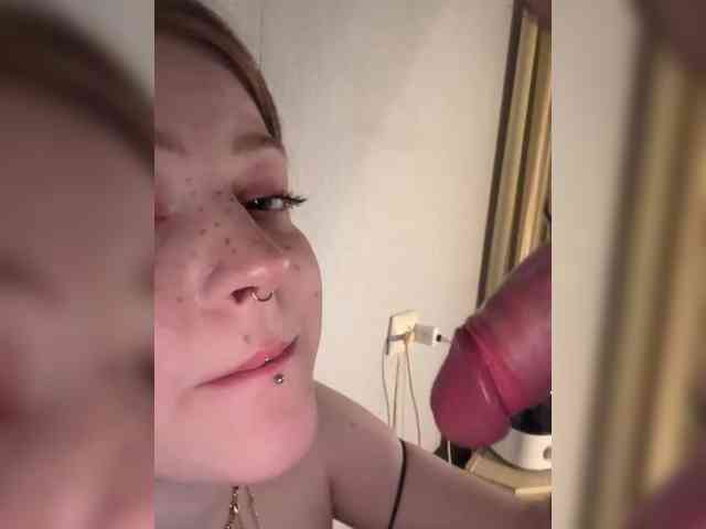 CherryBaby-1's chat room
