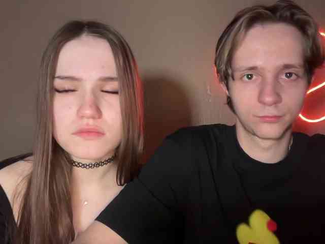 titsDestroy2008's chat room