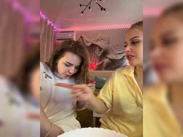 _Katrinka_'s chat room