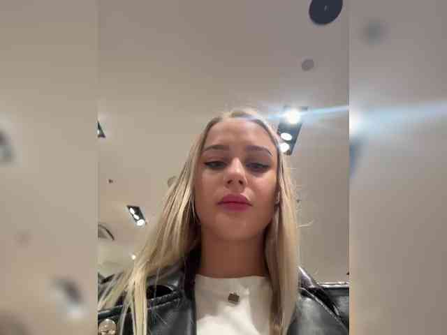 _Katrinka_'s chat room