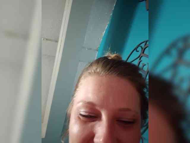 Lickybaby2168's chat room