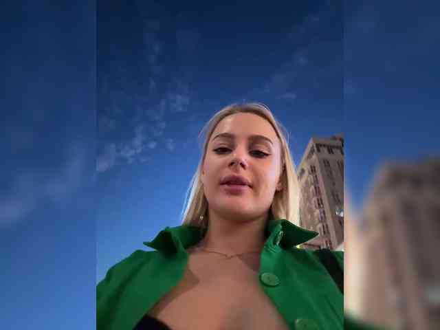 _Katrinka_'s chat room