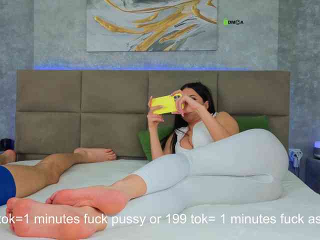 -Criss__Alex-__'s chat room