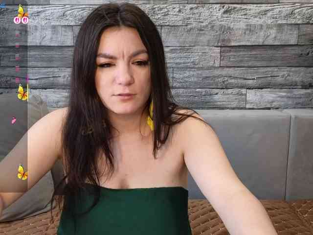 sosgirl1994's chat room