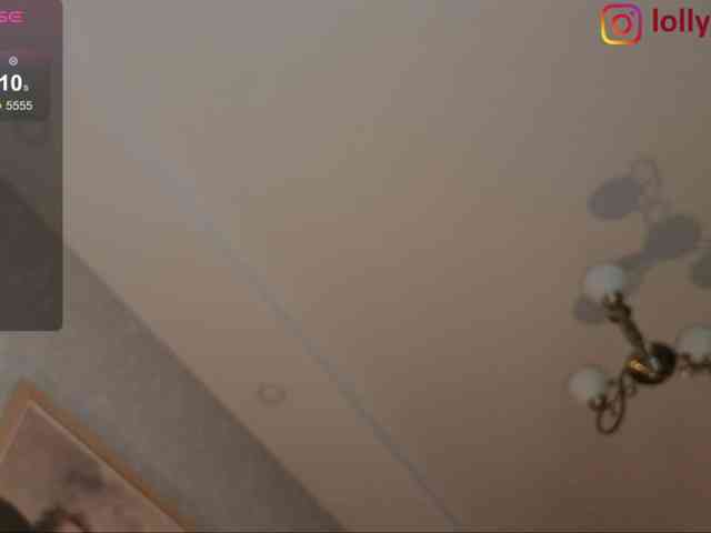 lolly-red-'s chat room