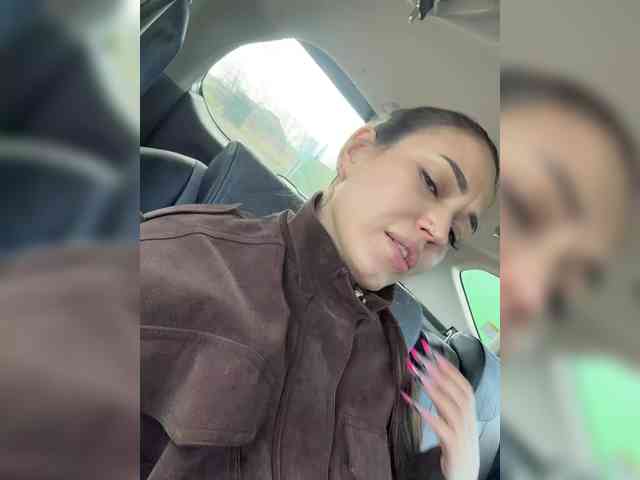 Anutka-chocolatee's chat room