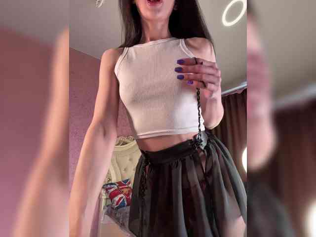 Enchantressss's chat room