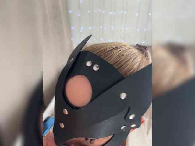 Pusydiamond's chat room