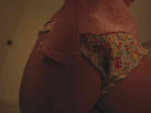 HeyBanana's chat room