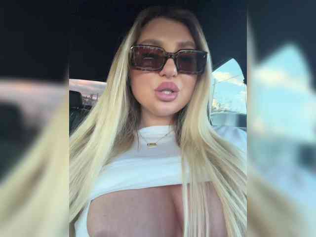 Stiflers_mom's chat room